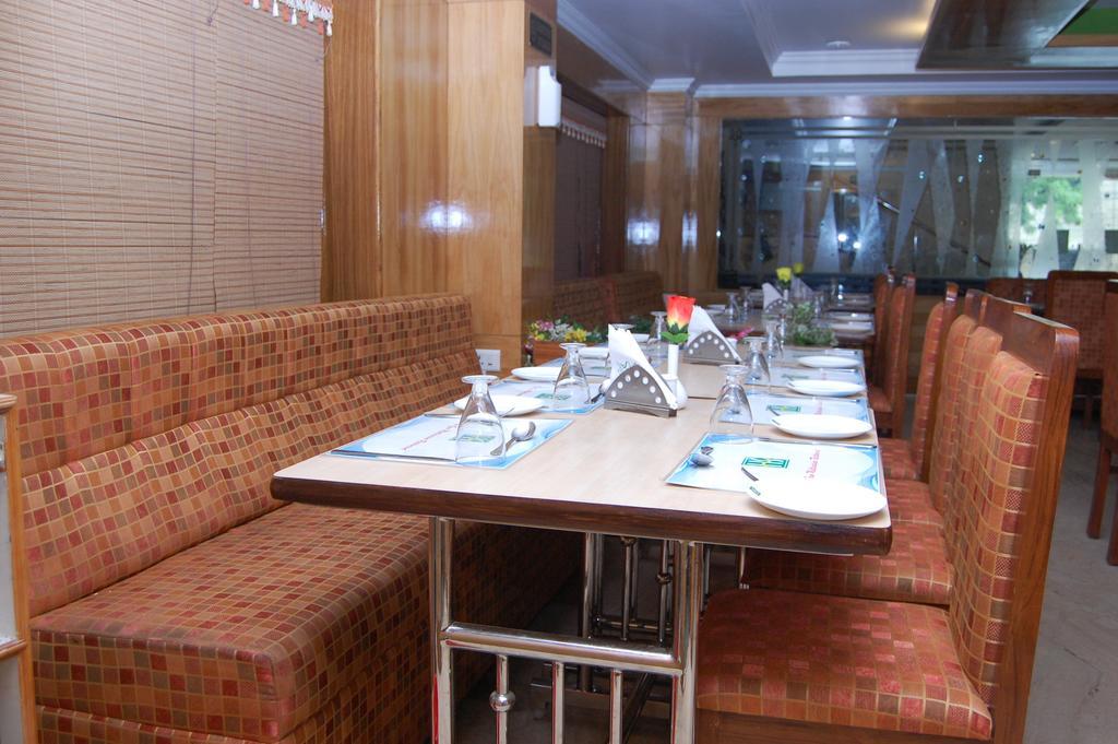 Hotel Sona'S Tiruchirappalli Exterior photo