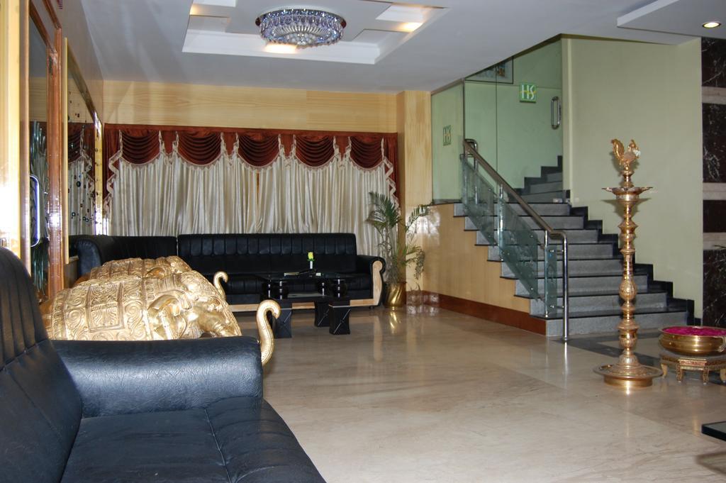 Hotel Sona'S Tiruchirappalli Exterior photo